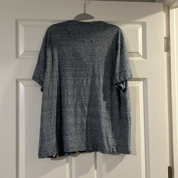 Michael Kors short sleeve T-shirt half button for that sexy look - Picture 3 of 4